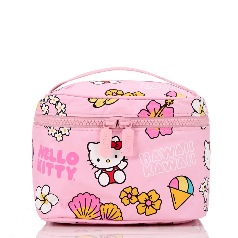 NWT Aloha collection x hello kitty cabin crew kit